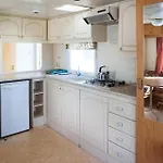 2 Bedroom Beautiful Home In Mielno Semesterbostad Mielno (Koszalin)