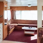 2 Bedroom Beautiful Home In Mielno *