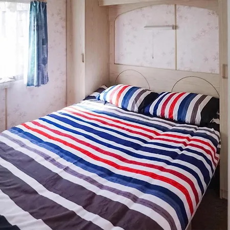 Ferienhaus 2 Bedroom Amazing In Mielno